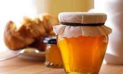 Túró mézzel - a test számára egészséges termékek tandemje